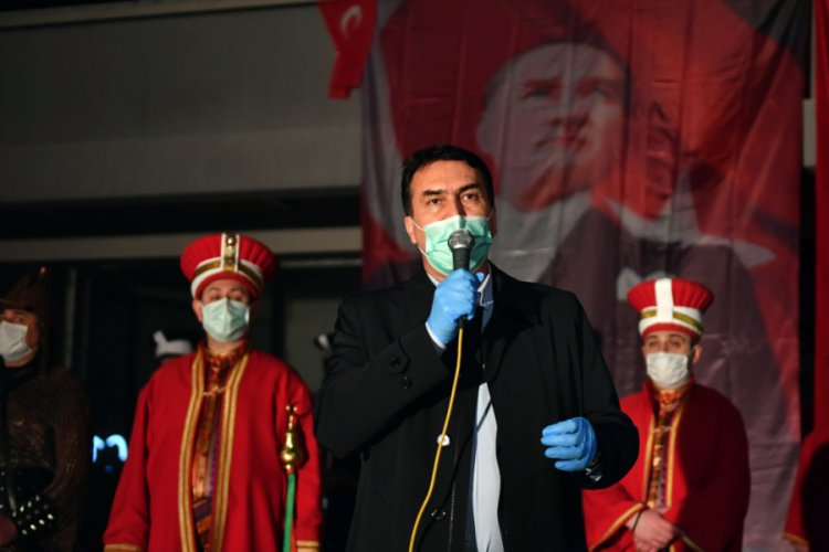 Bursa Osmangazi'de İstiklal Marşı tek bir ağızdan okundu
