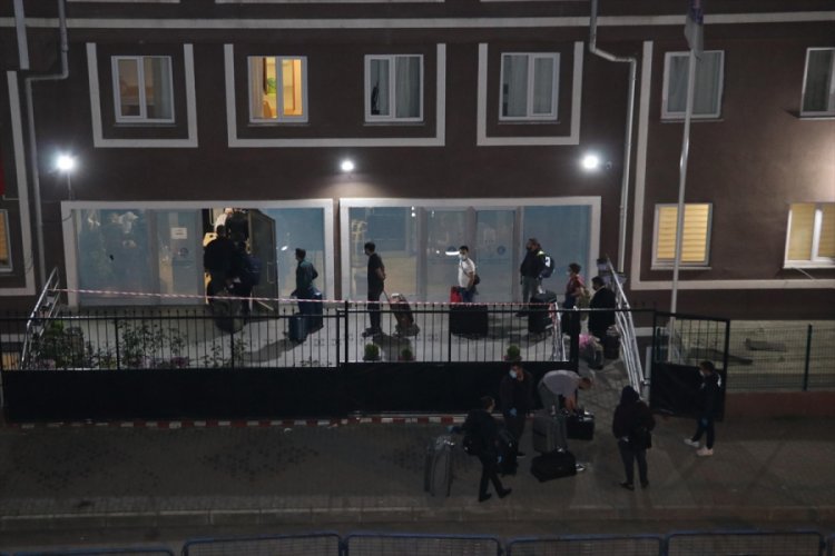Suudi Arabistan'dan getirilen T&uuml;rk vatandaşları yurda yerleştirildi