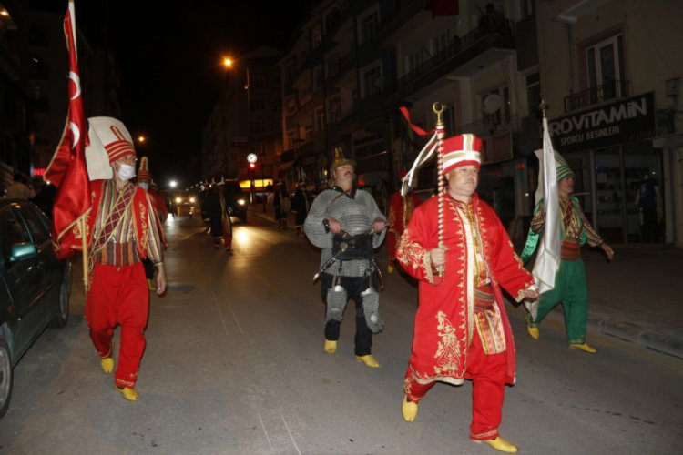 Kırıkkale'de gezici mehter vatandaşlara konser verdi