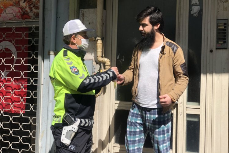 Bursa'da hastanedeki 5 g&uuml;nl&uuml;k bebeğe, annesinin s&uuml;t&uuml;n&uuml; polis g&ouml;t&uuml;rd&uuml;