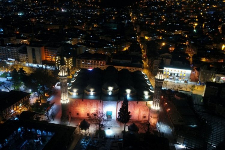 &nbsp;Bursa&nbsp;Ulu Cami'nin mahyası bu yıl sağlık i&ccedil;in yanacak