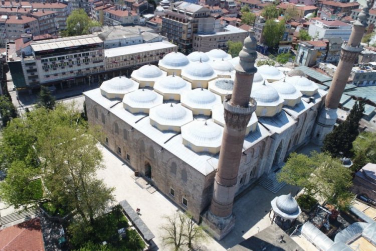 Bursa'da Ramazan'ın ilk cumasında camiler mahzun kaldı
