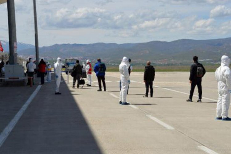 Karadağ'dan getirilen 148 T&uuml;rk, yurda yerleştirildi