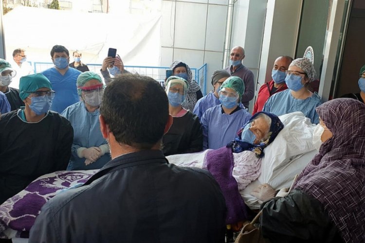 Koronavir&uuml;s&uuml; yendi &ccedil;oklu organ yetmezliğinden hayatını kaybetti