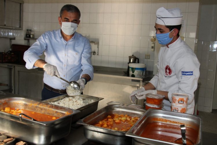 Aydın'da fakirler ekmeksiz, garipler aşsız kalmayacak