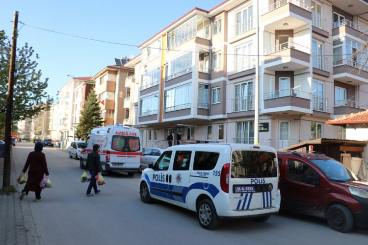 Yaşlı adam evinde &ouml;l&uuml; bulundu
