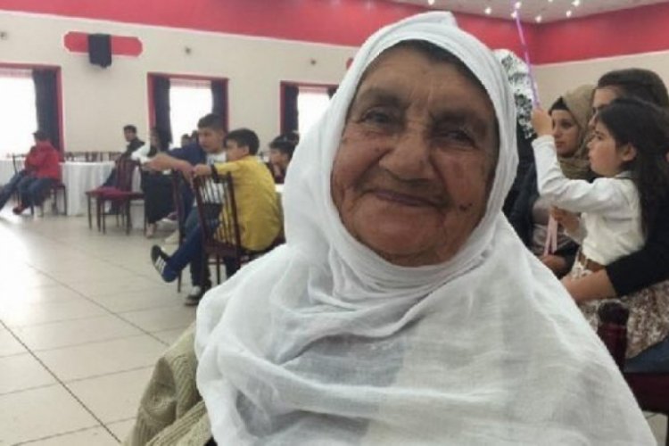 90 yaşındaki kadın 10 g&uuml;nde koronavir&uuml;s&uuml; yendi