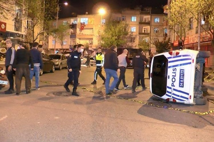 Polis aracı takla attı: 2 yaralı
