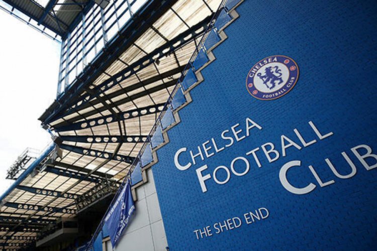 Chelsea'de maaş kararı!