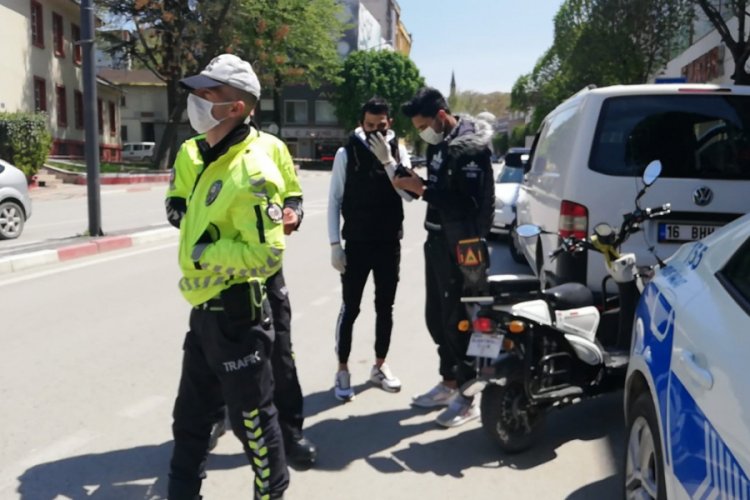 Bursa'da yasağa uymayanlar ceza yemeye devam ediyor