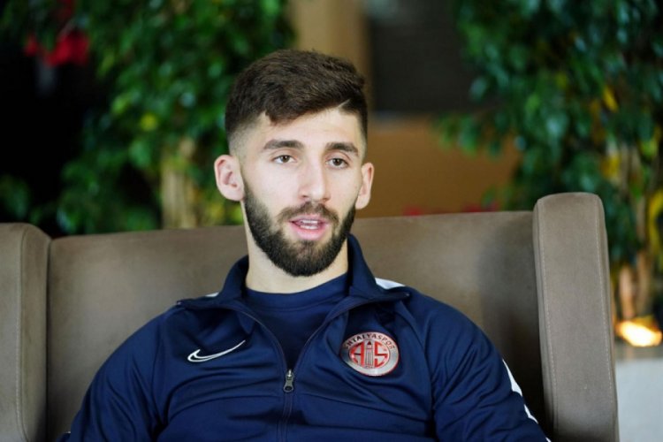 "Emre Bel&ouml;zoğlu ile aynı takımda oynamak isterim"