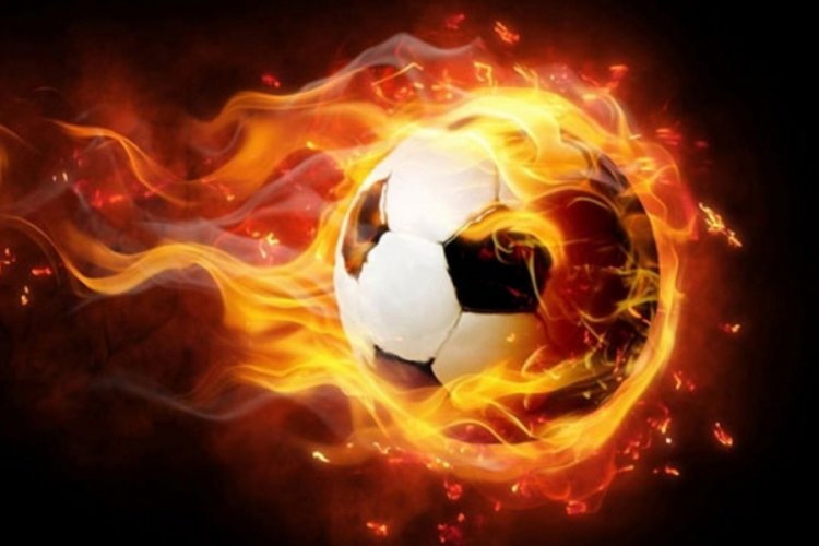 Bir &uuml;lke daha futbol ma&ccedil;larını askıya aldı