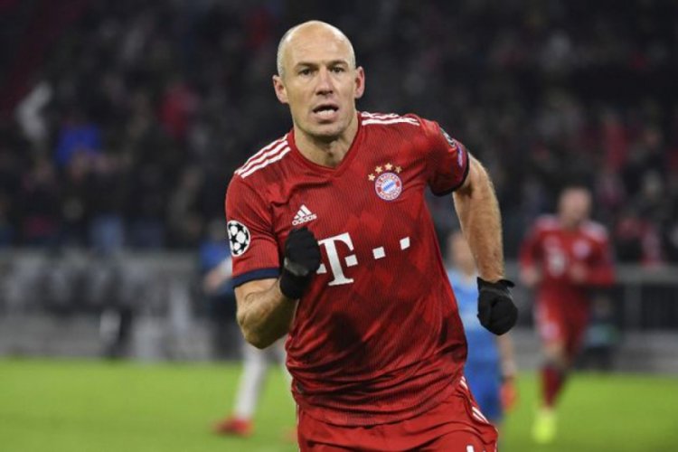 Robben'den futbola d&ouml;n&uuml;ş sinyali