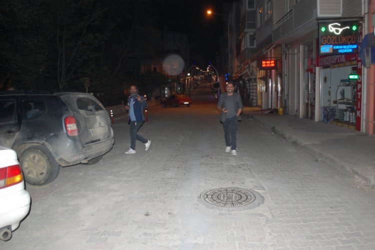 'Canımız &ccedil;ok sıkıldı, hava almaya &ccedil;ıktık'