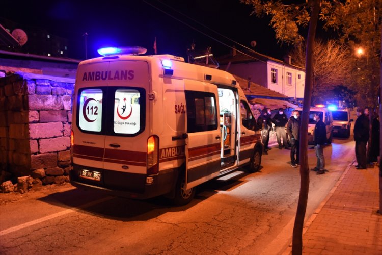 Yaşlı &ccedil;ifti karbonmonoksit gazı ayırdı