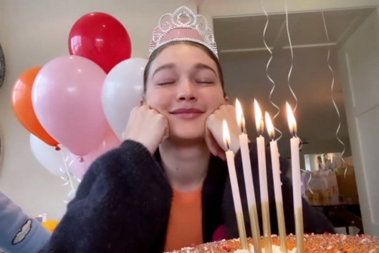 Gigi Hadid 25'inci doğum g&uuml;n&uuml;n&uuml; kutladı