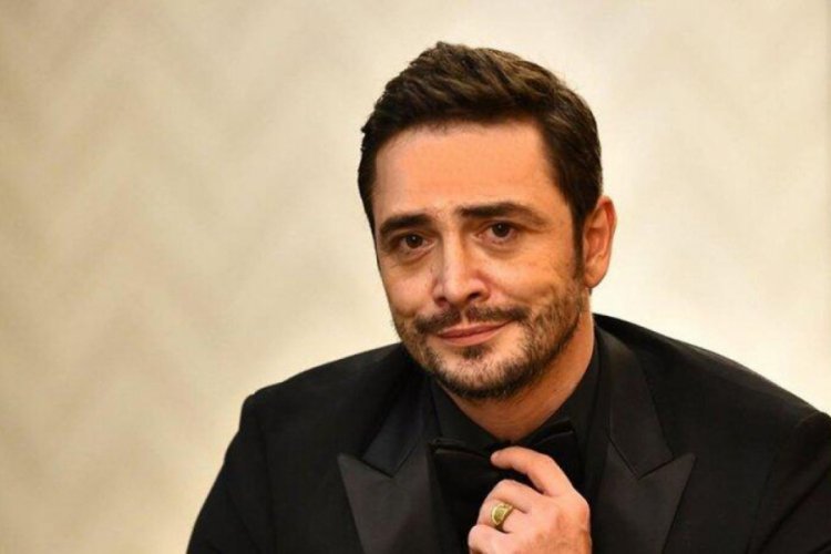 Oyuncu Ahmet Kural: M&uuml;cadele Eden Sağlık &Ccedil;alışanı anıtı yapıp koyalım