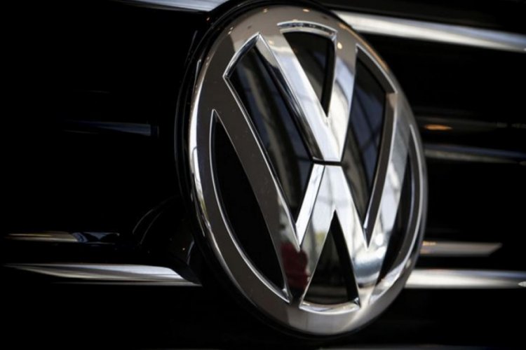 Volkswagen en b&uuml;y&uuml;k fabrikasında &uuml;retime yeniden başladı
