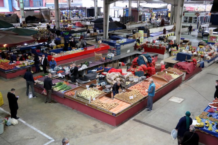 Zonguldak'ta halk pazarları 26 g&uuml;n sonra a&ccedil;ıldı