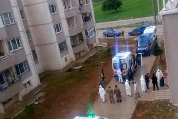 Corona testi negatif &ccedil;ıkan kişi evinde &ouml;l&uuml; bulundu