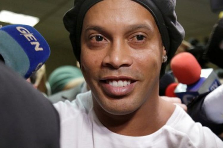 Ronaldinho: Hapisten &ccedil;ıkınca ilk yapacağım şey anneme sarılmak olacak