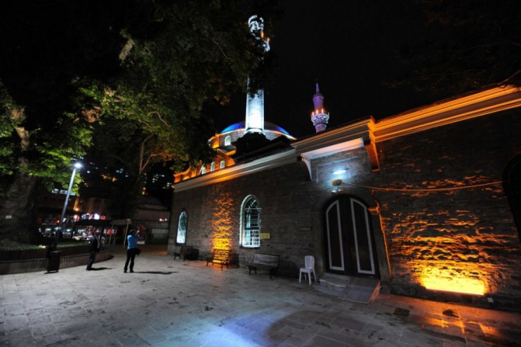 Bursa'daki bu mahallenin halkı sahura davulla değil 'pilava, pilava' denilerek kaldırılıyor