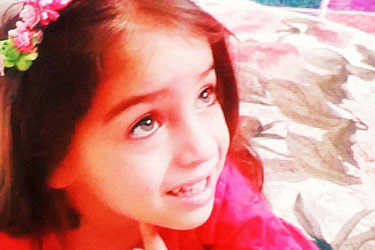Balkondan d&uuml;şen 3 yaşındaki &ccedil;ocuk hayatını kaybetti
