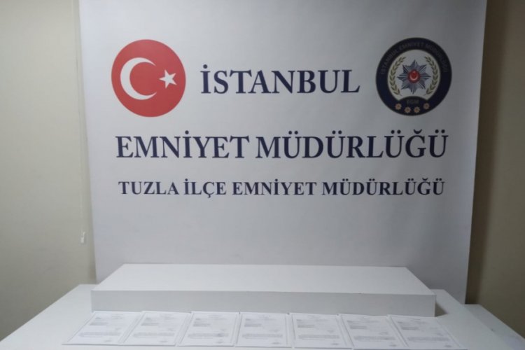 Sahte seyahat izin belgesi ile yolculuk yapan 10 kişi yakalandı