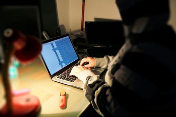 Ter&ouml;r &ouml;rg&uuml;t&uuml; propagandası yapan 3 şahıs hakkında soruşturma