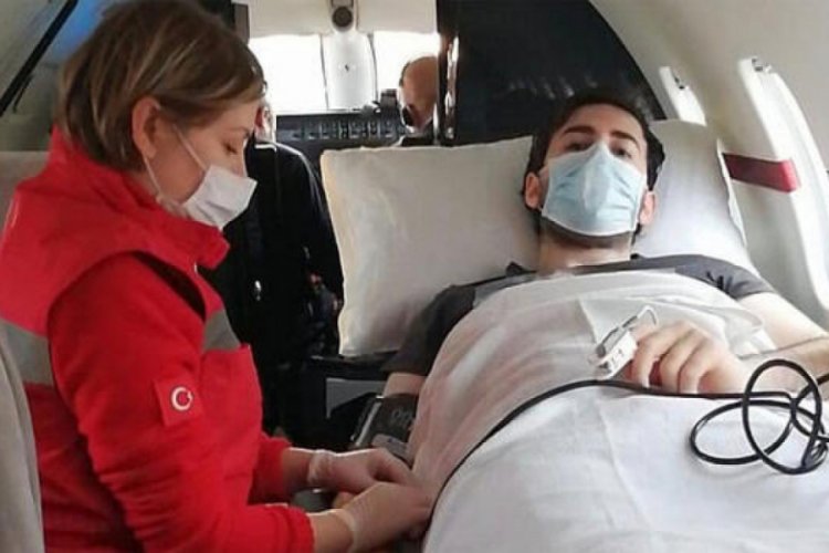 Rusya'daki akciğer hastası ambulans u&ccedil;akla yurda getirildi