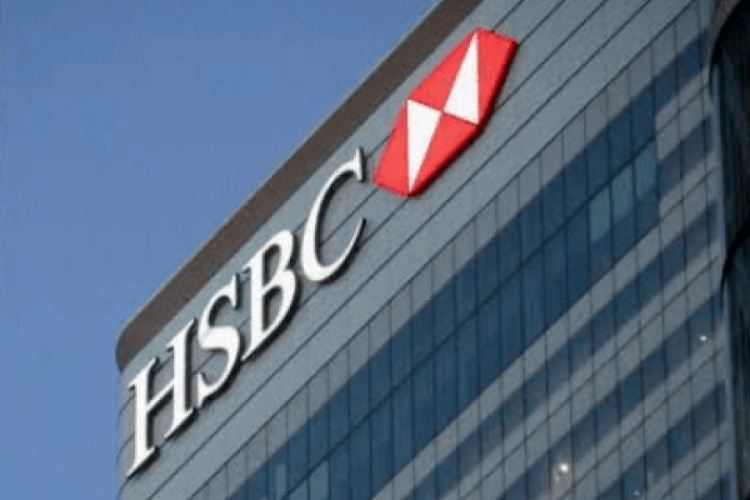 HSBC 35 bin kişiyi işten &ccedil;ıkarmaktan vazge&ccedil;ti