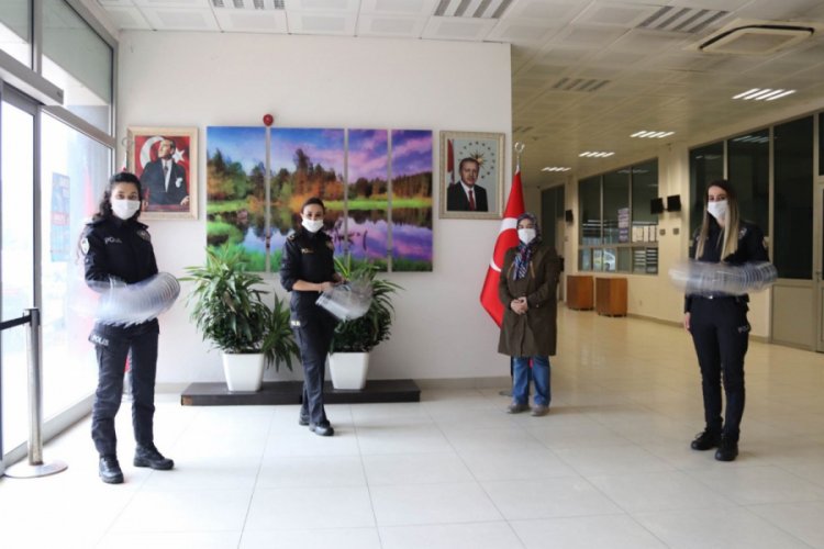 Polisler i&ccedil;in 3D yazıcıyla siperlik &uuml;rettiler
