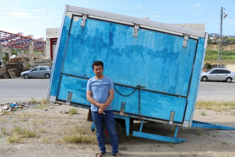&Ccedil;ay sattığı konteyneri &ccedil;aldılar