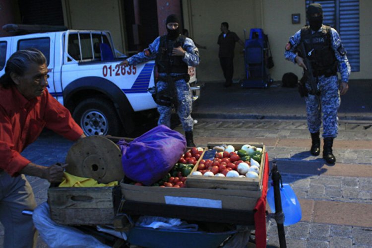 El Salvador koronavir&uuml;s nedeniyle ulusal acil durum ilan etti