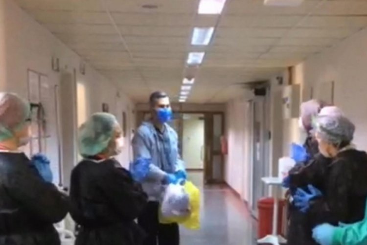 14 g&uuml;nl&uuml;k tedavisinin ardından taburcu oldu