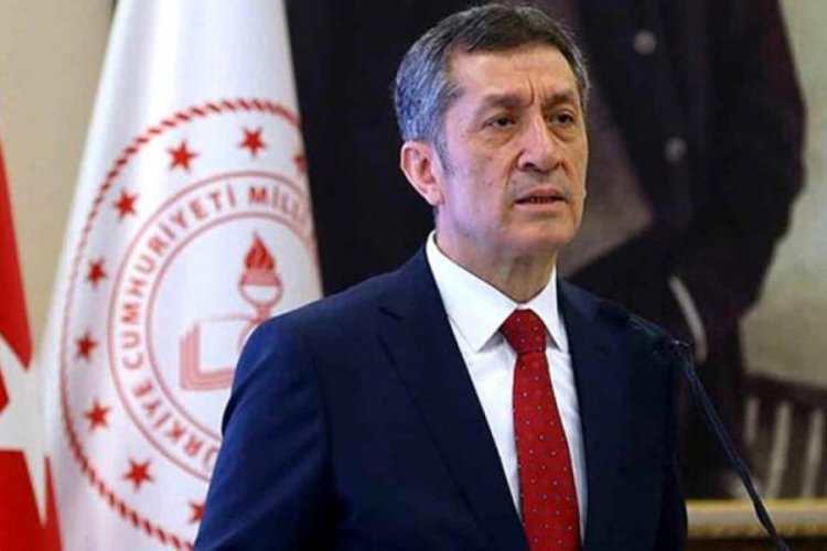 Bakan Sel&ccedil;uk: Uzaktan eğitim 31 Mayıs'a kadar uzatıldı
