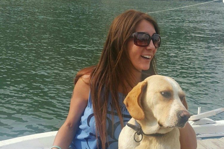 G&ouml;zyaşları i&ccedil;inde yardım isteyen T&uuml;rk vatandaşı bu sefer sevin&ccedil;ten ağladı