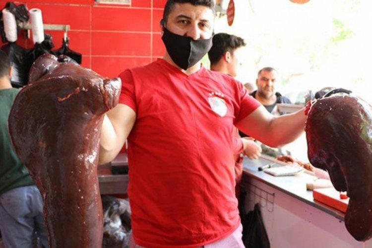 Şanlıurfa'da sakatat kuyruğu!