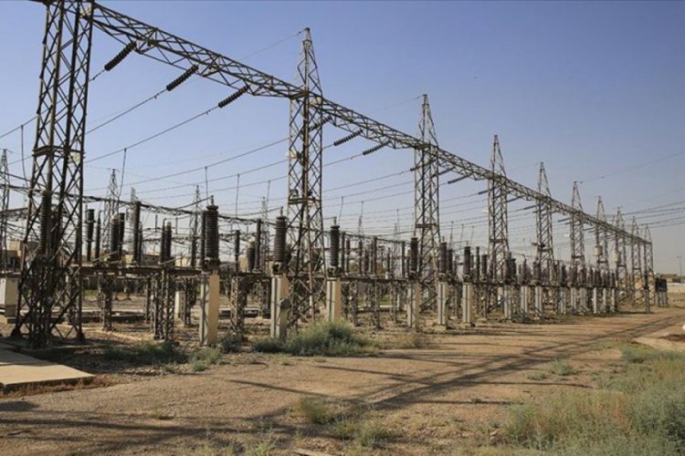 Irak'ta y&uuml;ksek gerilim hatlarına yapılan saldırı 5 vilayeti elektriksiz bıraktı
