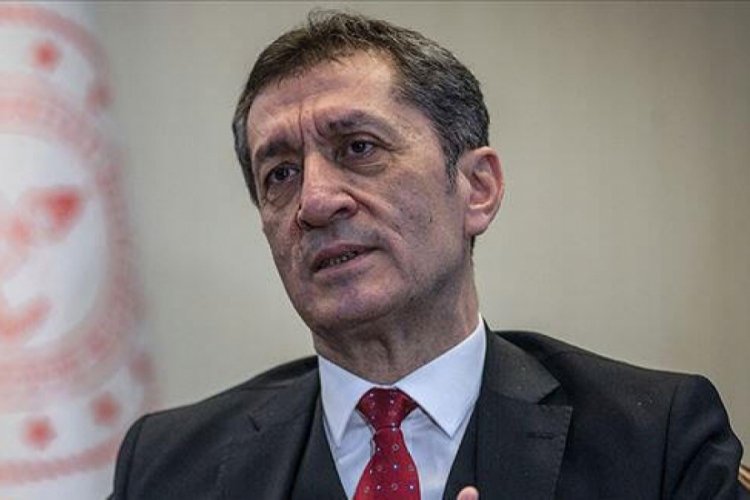 Milli Eğitim Bakanı Sel&ccedil;uk'tan uzaktan eğitim a&ccedil;ıklaması