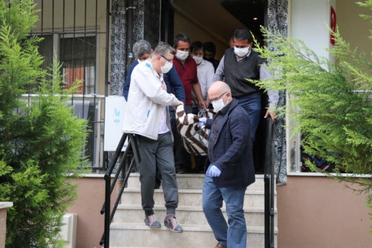 Denizli'de emekli Emniyet M&uuml;d&uuml;r&uuml; &ouml;l&uuml; bulundu