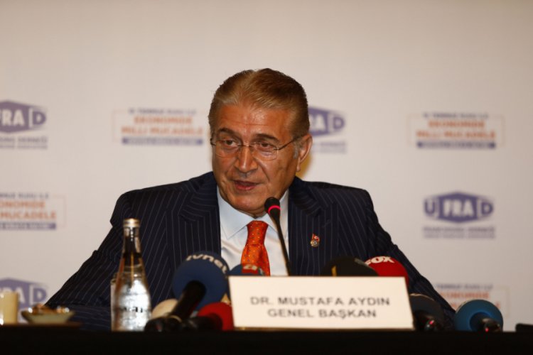 "AVM'lerin a&ccedil;ılması olumlu ama başka desteklere de ihtiya&ccedil; var"
