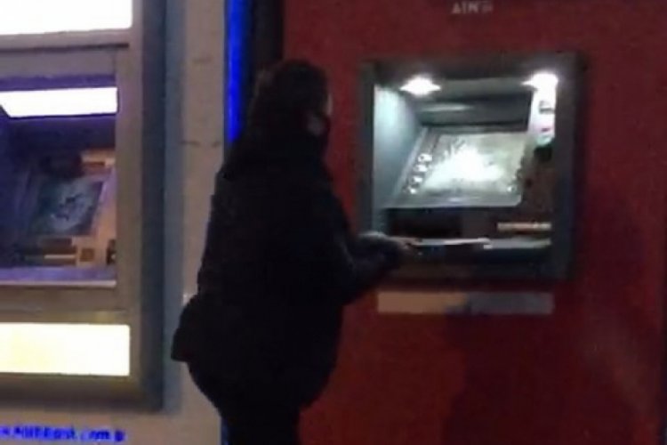 Bursa'daki ATM cinnetinin zararı g&uuml;nd&uuml;z ortaya &ccedil;ıktı