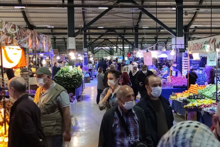 Yasak &ouml;ncesi Bursa pazarlarında yoğunluk yaşanıyor