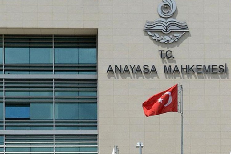 AYM'den polisin internet abonelerinin kişisel verilerine ulaşma yetkisine iptal