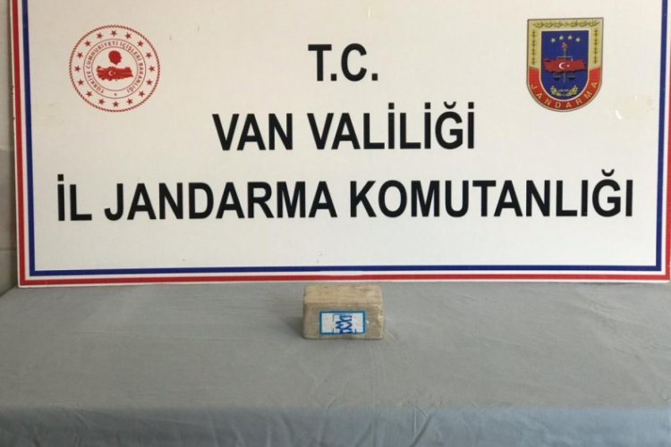 1 kilogram eroin ele ge&ccedil;irildi
