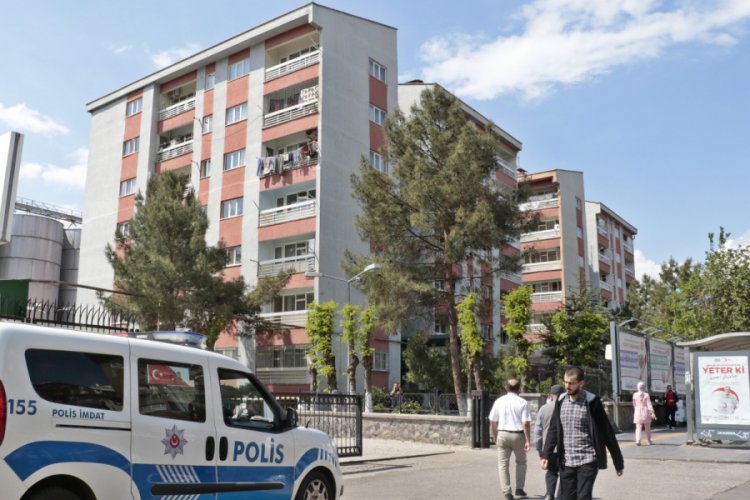 Diyarbakır'da 36 daireli 2 binada koronavir&uuml;s karantinası