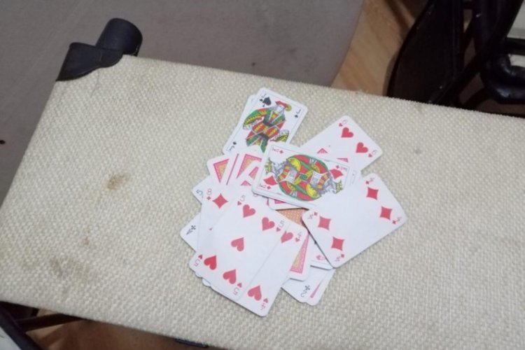 Evi kumarhaneye &ccedil;eviren 11 kişiye 49 bin TL ceza