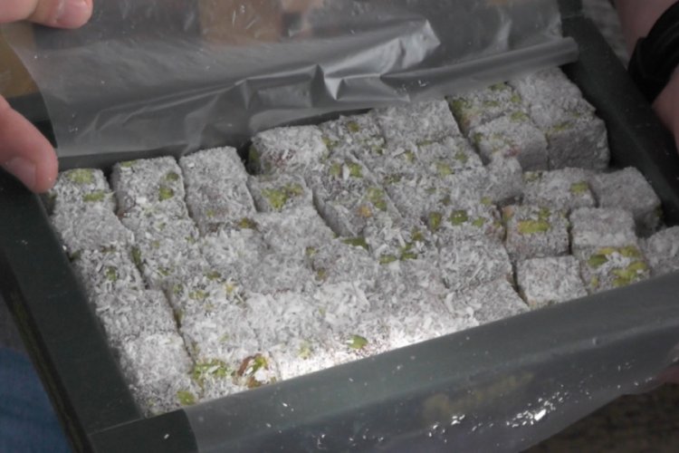 Salgın nedeniyle Safranbolu'nun meşhur lokumunda satışlar d&uuml;şt&uuml;