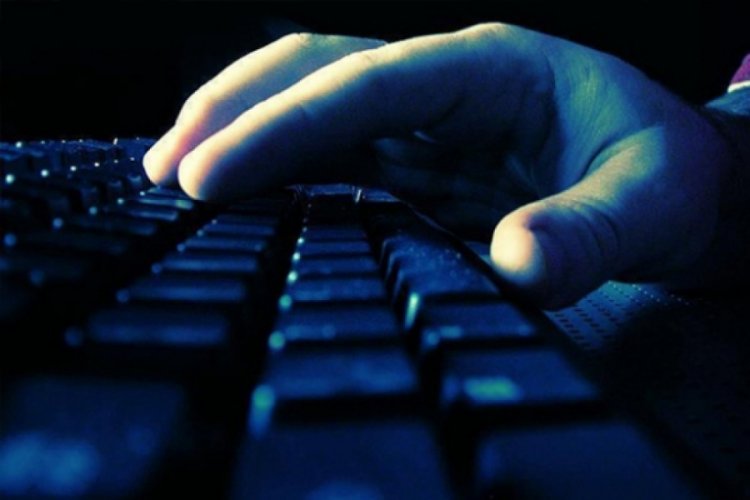 MHP sosyal medyadaki sahte hesaplar i&ccedil;in kanun teklifini TBMM Başkanlığına sundu
